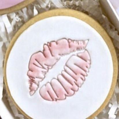 Custom Cookie Cutters Embosser - Lips - Kiss