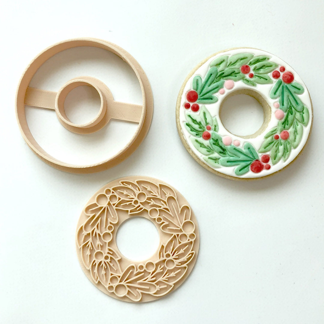 Custom Cookie Cutters Cutter and Embosser - Wreath