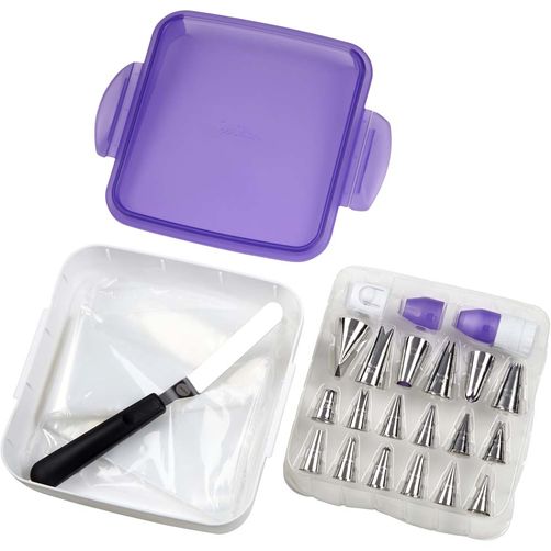 Wilton Deluxe Cake Decorating Set
